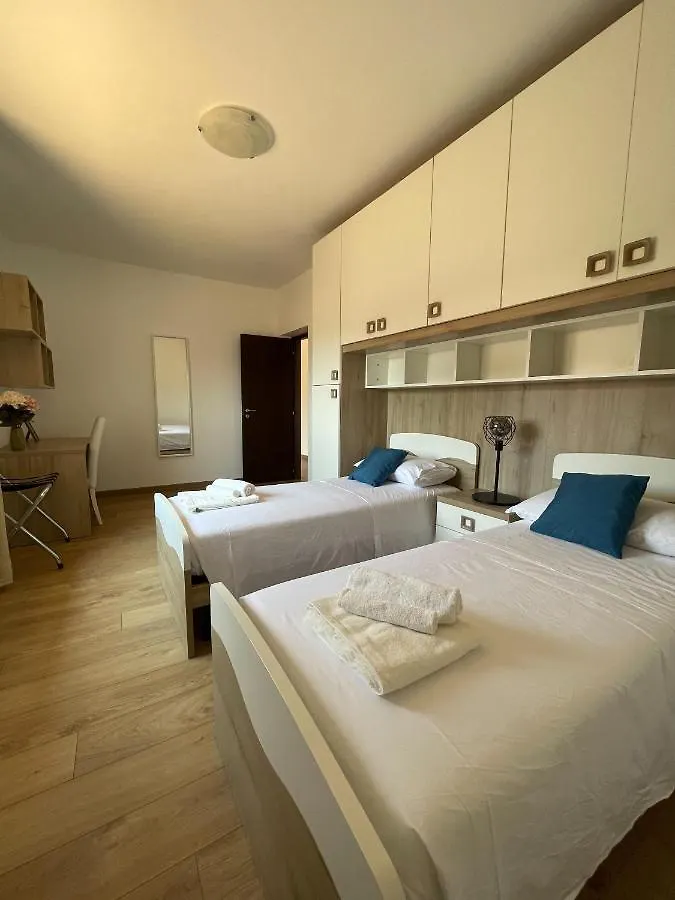 La Terrazza Su Ortigia Seaview Apartment Szirakúza