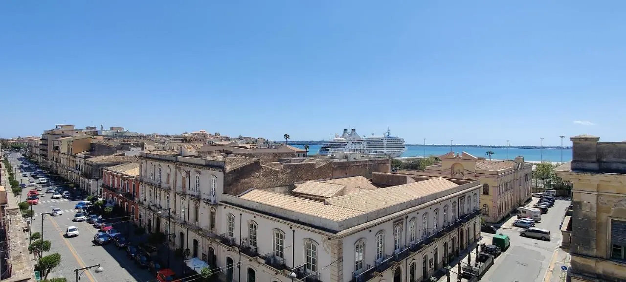 La Terrazza Su Ortigia Seaview Apartment シラクーサ イタリア